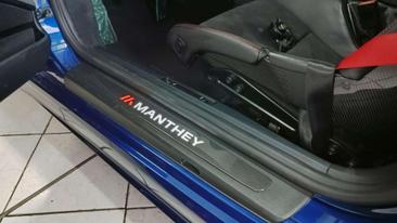 Porsche 718 Cayman GT4 — photo 9
