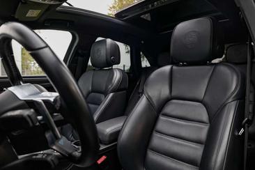 Porsche Macan — photo 16