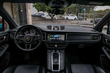 Porsche Macan — photo 25