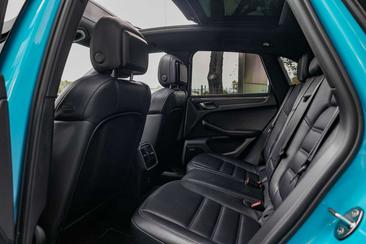Porsche Macan — photo 26