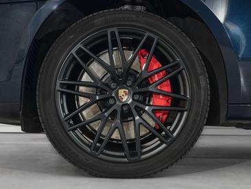 Porsche Macan I GTS — photo 10