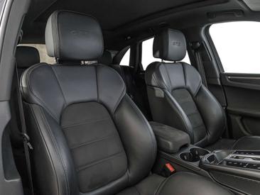 Porsche Macan I GTS — photo 14