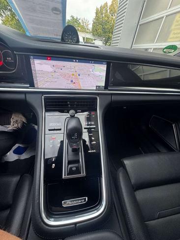 Porsche Panamera Turbo S E-Hybrid — photo 12