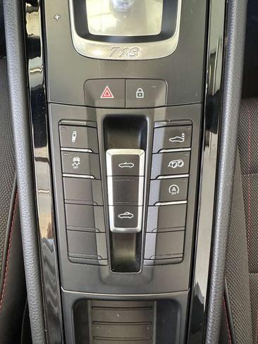 Porsche 718 Cayman T — photo 15