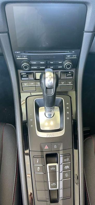 Porsche 718 Cayman T — photo 16