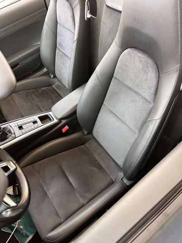 Porsche 718 Cayman — photo 13