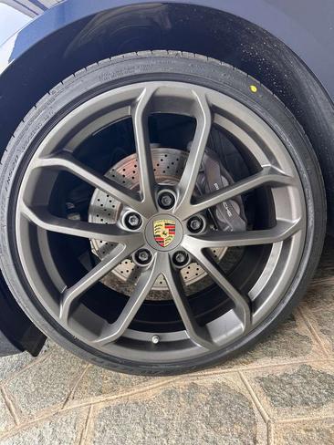 Porsche 718 Cayman — photo 29