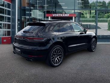 Porsche Macan — photo 4