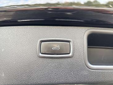 Porsche Macan — photo 10