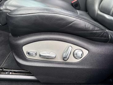 Porsche Macan — photo 13