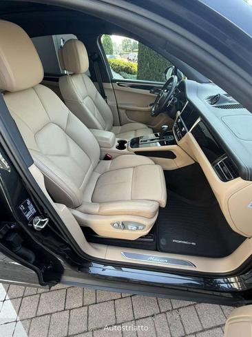 Porsche Macan — photo 15