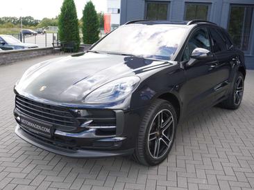 Porsche Macan — photo 7