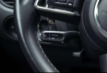 Porsche Macan — photo 19
