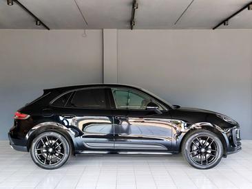 Porsche Macan — photo 5