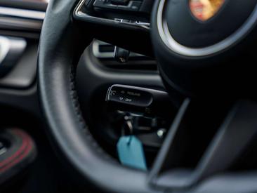 Porsche Macan I GTS — photo 9