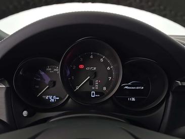 Porsche Macan I GTS — photo 15