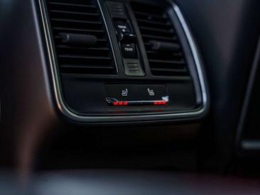 Porsche Macan I GTS — photo 15