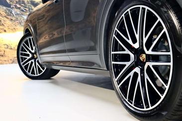 Porsche Cayenne E-Hybrid — photo 6