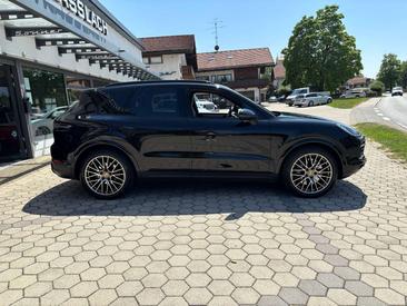 Porsche Cayenne S — photo 6