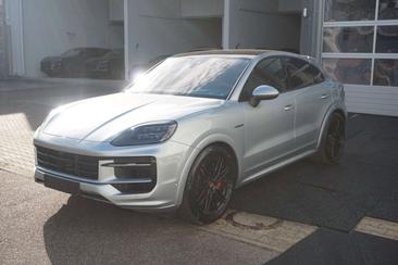 Porsche Cayenne S E-Hybrid — photo 4