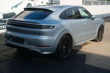 Porsche Cayenne S E-Hybrid — photo 7