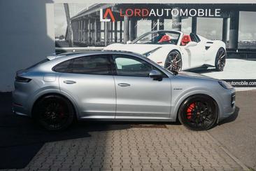 Porsche Cayenne S E-Hybrid — photo 8
