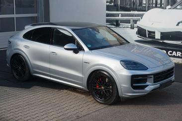 Porsche Cayenne S E-Hybrid — photo 11