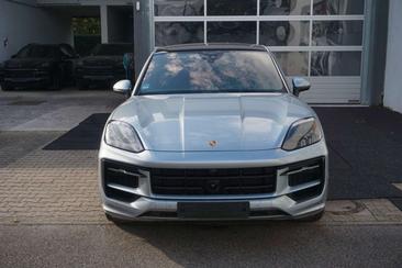 Porsche Cayenne S E-Hybrid — photo 14