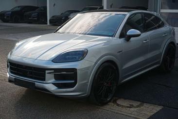 Porsche Cayenne S E-Hybrid — photo 15