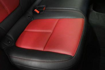 Porsche Macan — photo 16
