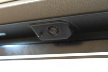 Porsche Macan — photo 19