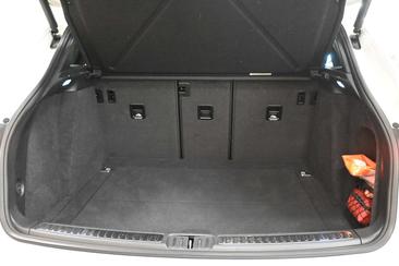 Porsche Macan — photo 20
