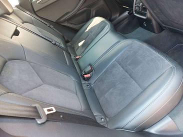 Porsche Macan — photo 16