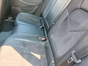 Porsche Macan — photo 26