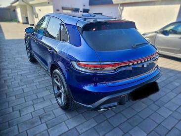 Porsche Macan — photo 6