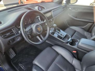 Porsche Macan — photo 10