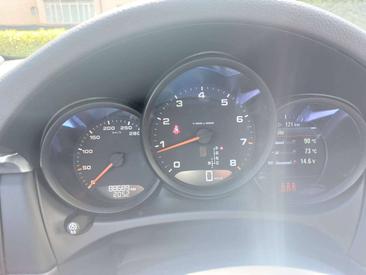 Porsche Macan — photo 35