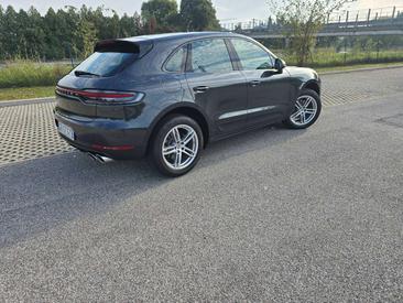Porsche Macan — photo 42