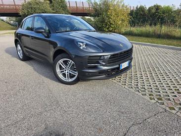 Porsche Macan — photo 43