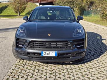Porsche Macan — photo 45
