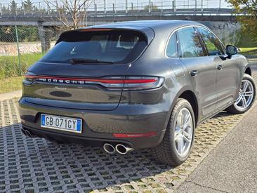 Porsche Macan — photo 46