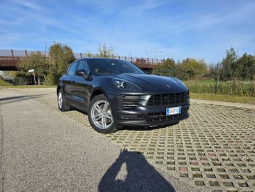 Porsche Macan — photo 47
