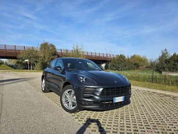 Porsche Macan — photo 48