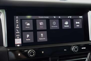 Porsche Macan I GTS — photo 25