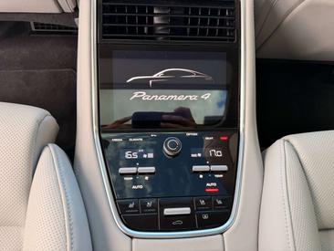 Porsche Panamera 4 E-Hybrid — photo 16