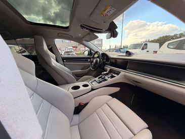 Porsche Panamera 4 E-Hybrid — photo 18