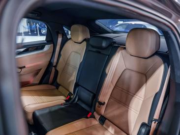 Porsche Cayenne E-Hybrid — photo 17