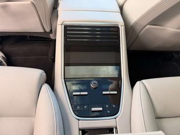 Porsche Panamera 4 E-Hybrid — photo 22