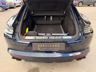 Porsche Panamera 4 E-Hybrid — photo 27