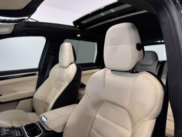 Porsche Cayenne Turbo — photo 8